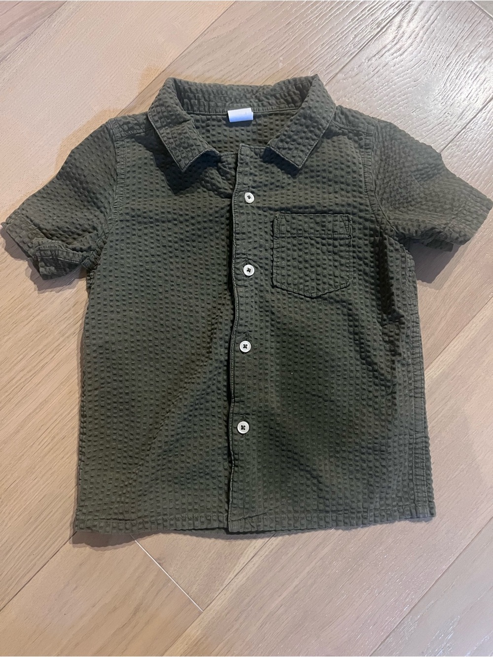GAP Short-Sleeve Waffle Button-Down Shirt - Olive
